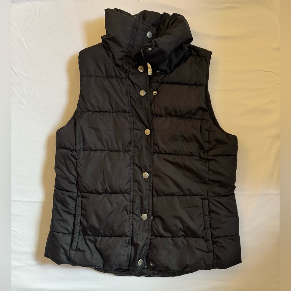 Black Puffer Vest Snap Front Lightweight Jacket Women’s Medium